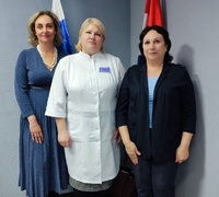 Вероника Михайловна Пятикоп и Лариса Аркадьевна Карасева посетили Самарскую городскую поликлинику №10.